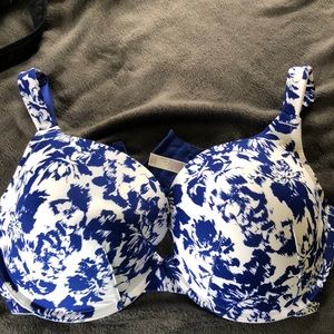 Cacique T-shirt bra